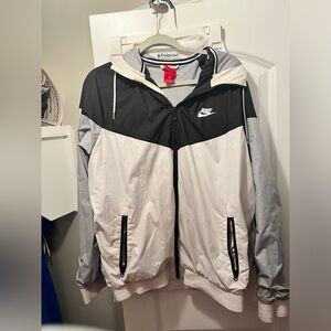 Nike Windbreaker | Black and White